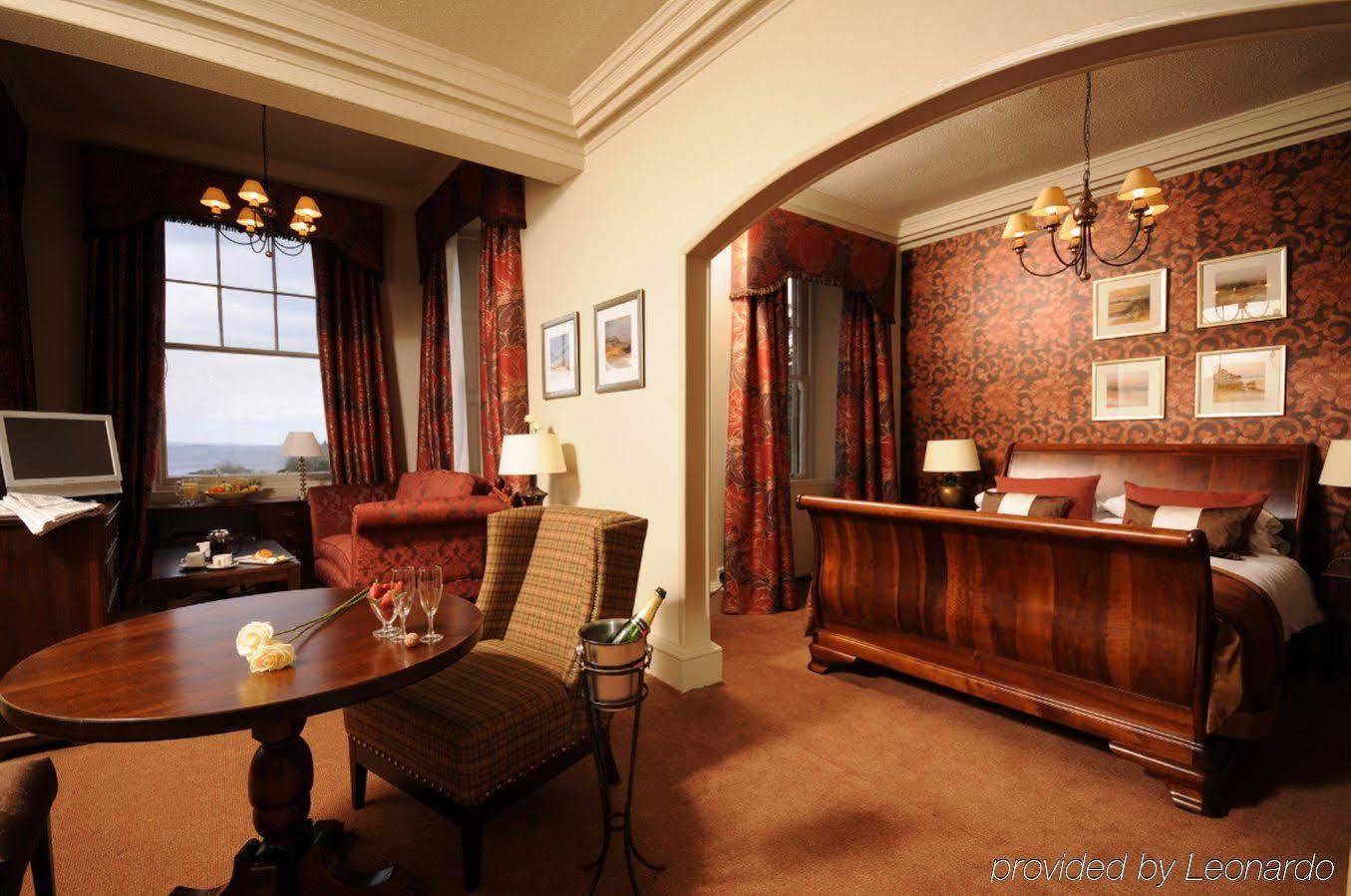 Stonefield Castle Hotel 'A Bespoke Hotel' Habitación foto