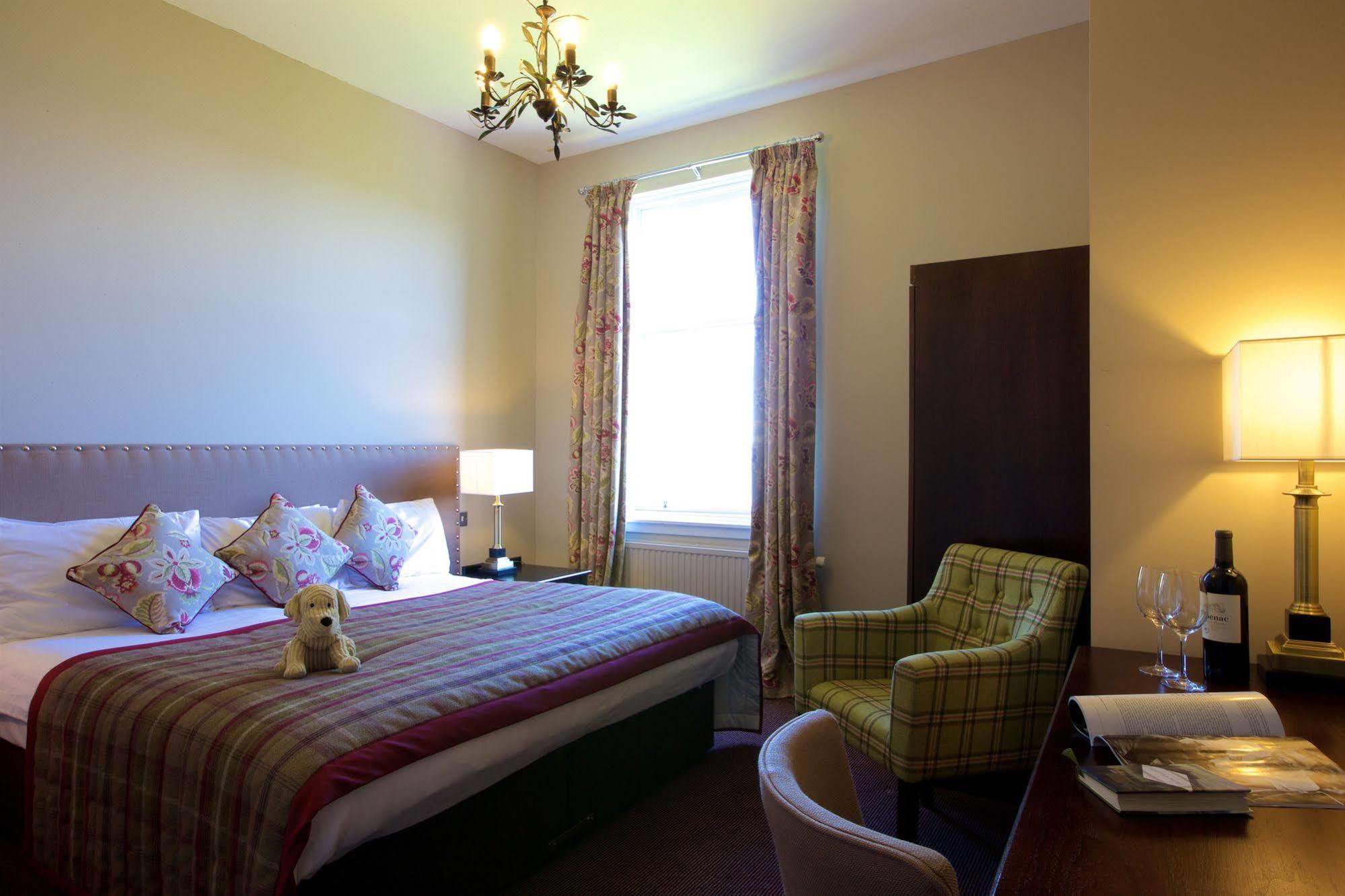 Stonefield Castle Hotel 'A Bespoke Hotel' Exterior foto